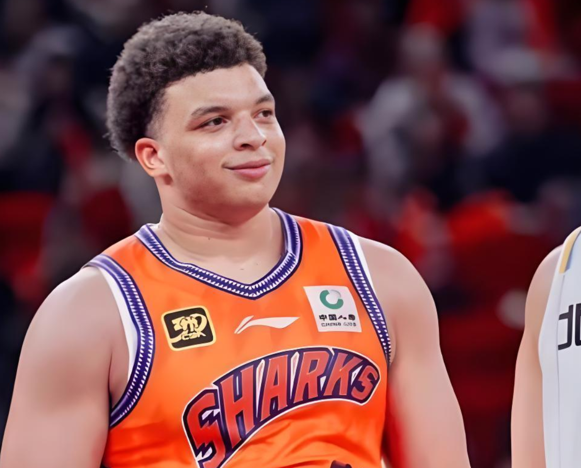 输给上海40分！揪出3大“废柴”，坑惨了广东队