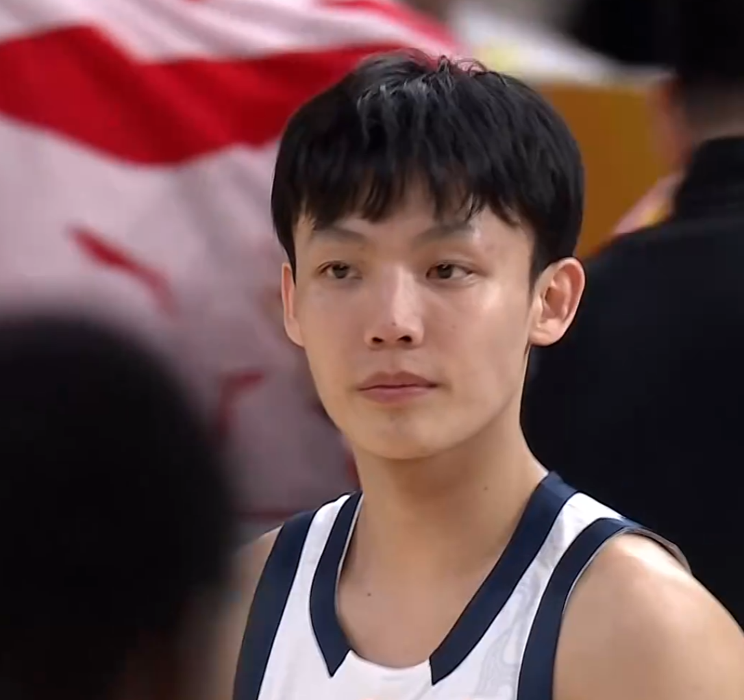 欧冠直播app下载官网-广东3消息！四外援合同正式转保障，徐杰连夜加练，杜锋押宝成功