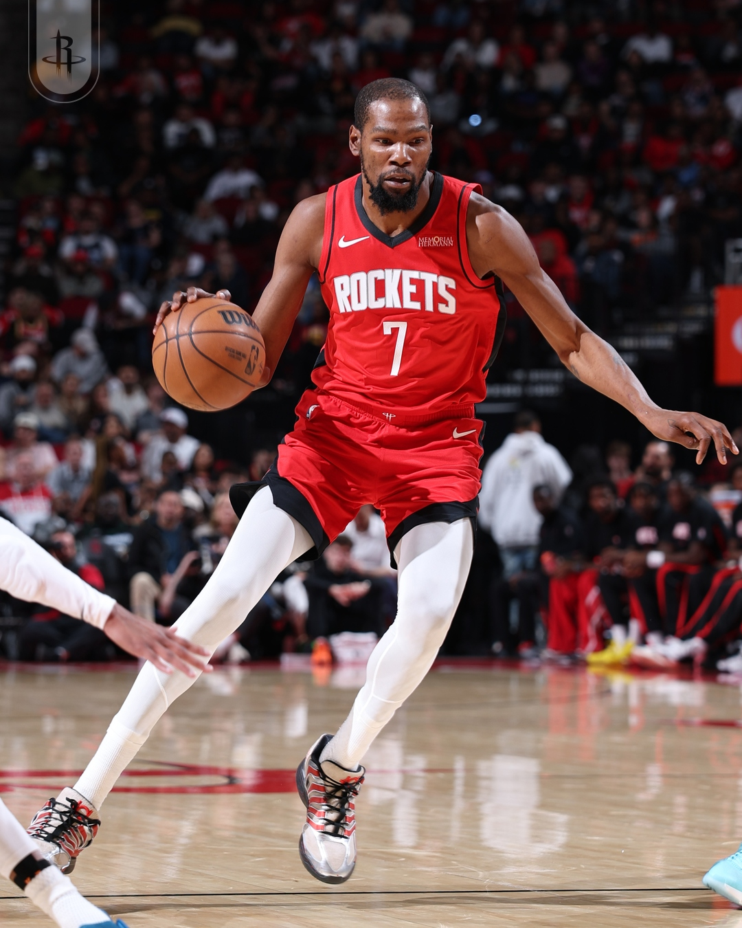 欧冠官方正版下载-杜兰特39分7助攻火箭险胜森林狼，申京25分14板兰德尔39分