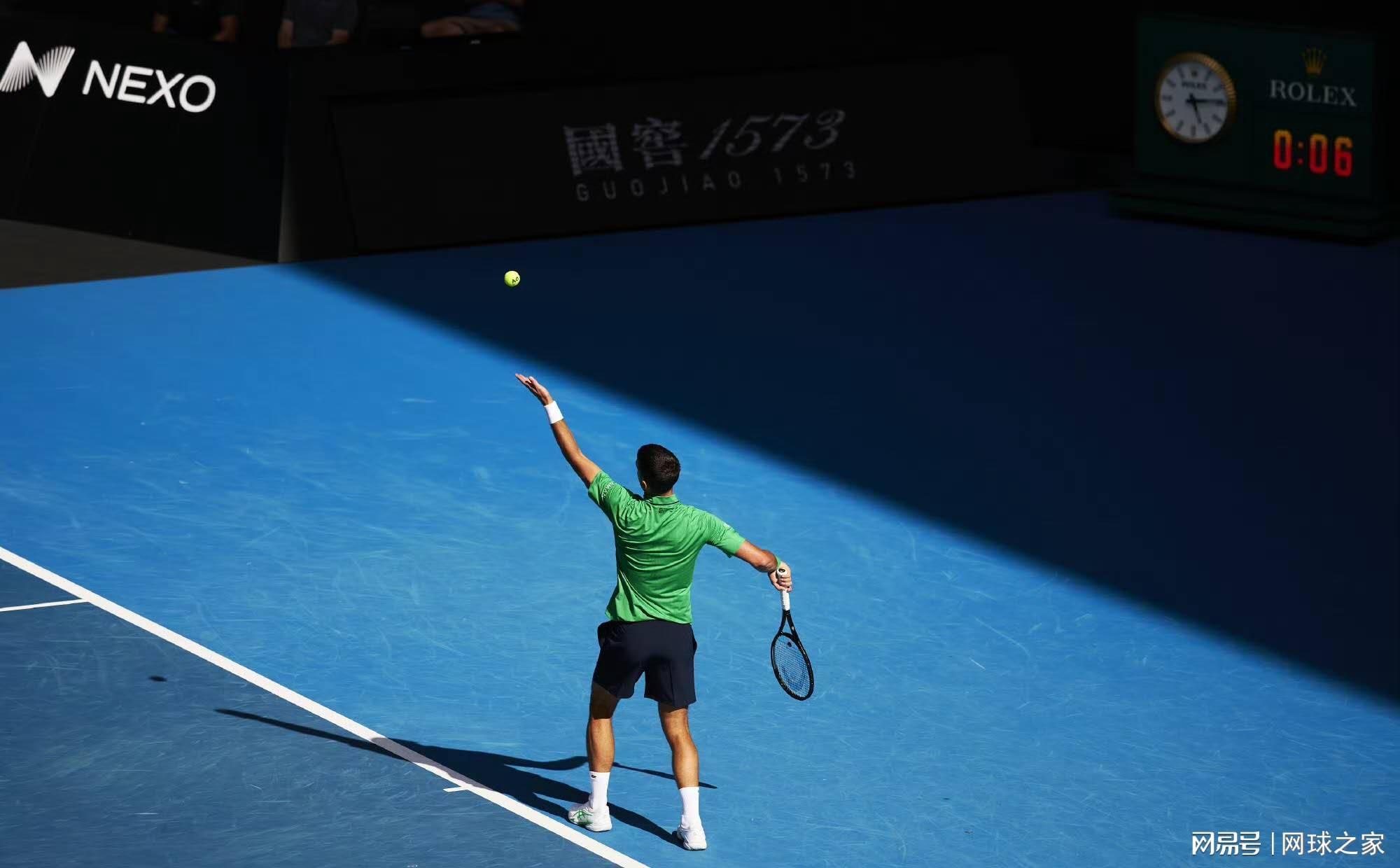 欧冠直播app下载官网-德约轻取蒂亚福打破伤退谣言，辛纳、萨巴领衔澳网男女单夺冠赔率