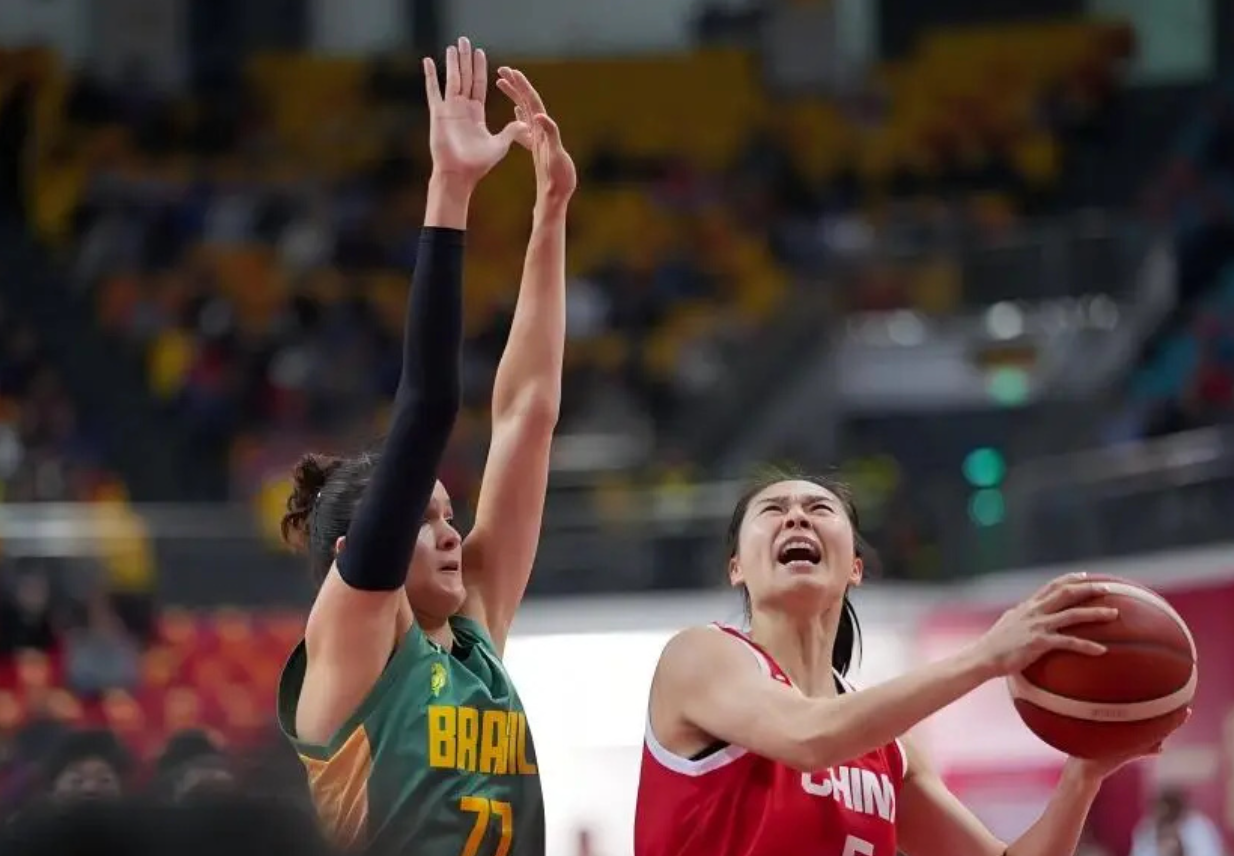欧冠官方正版下载-领先19分被追平！险些遭遇逆转，中国女篮问题很多
