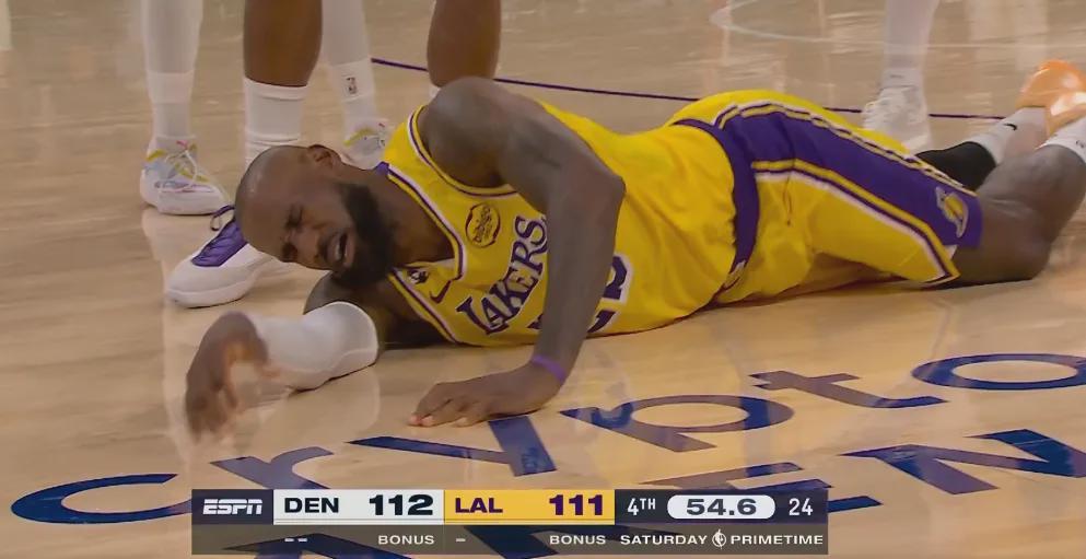 欧冠直播app下载官网-东契奇绝杀掘金，季后赛预演！这场球太刺激了