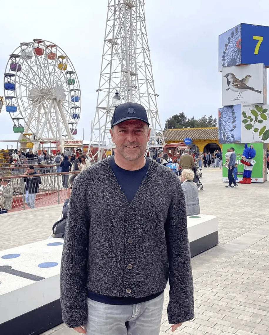 欧冠客户端下载-弗里克假期前往游乐园游玩，明日国脚回归球队恢复训练