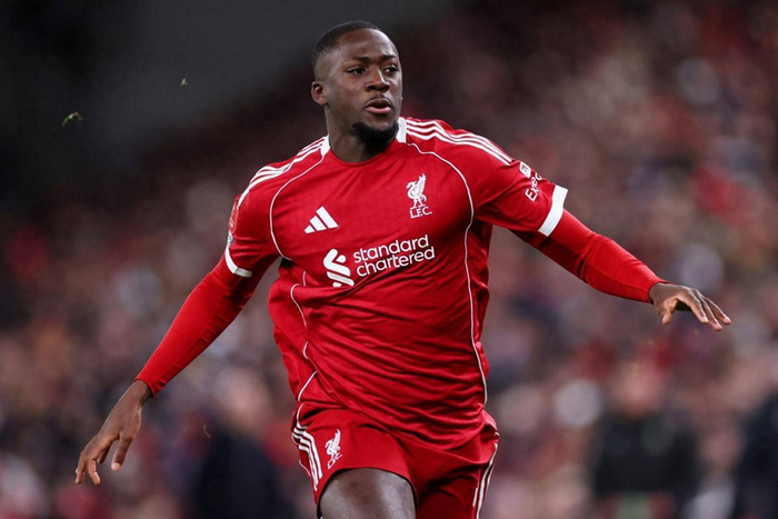 皇马、巴萨、切尔西全部落空！利物浦锁死王牌中卫，稳住未来十年|巴塞罗那|科纳特|易卜拉希马·科纳特|皇家马德里|合同_新浪体育_新浪新闻